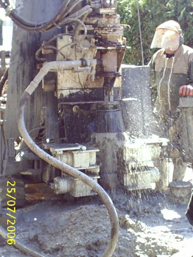 Géothermie sur nappe phréatique à Saint-Sauveur (2006)
