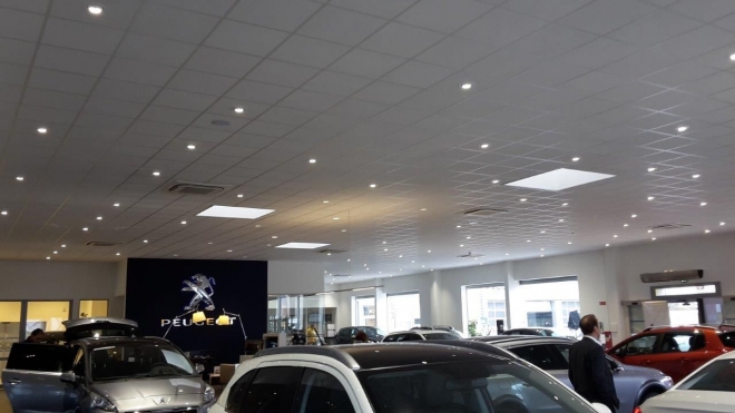 Concession PEUGEOT à Noidans-les-Vesoul (2016)